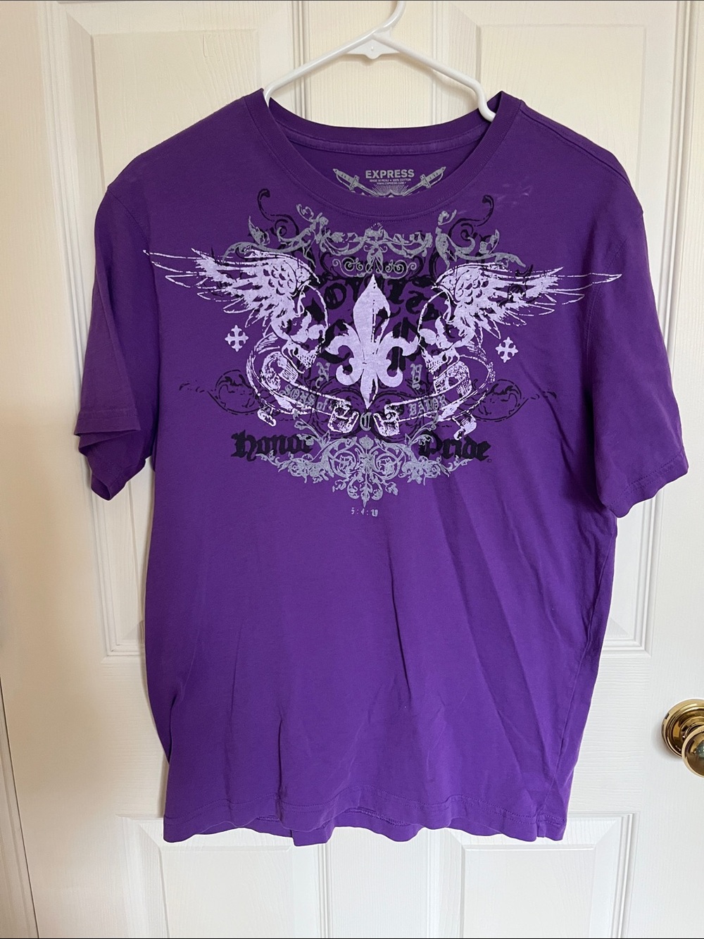 Express short-sleeve crewneck tee